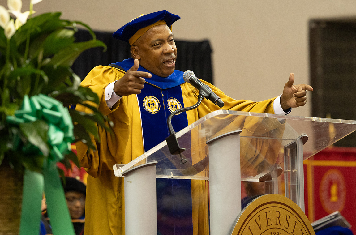 Dr. Calvin Maskie speaks to audience during Convocation