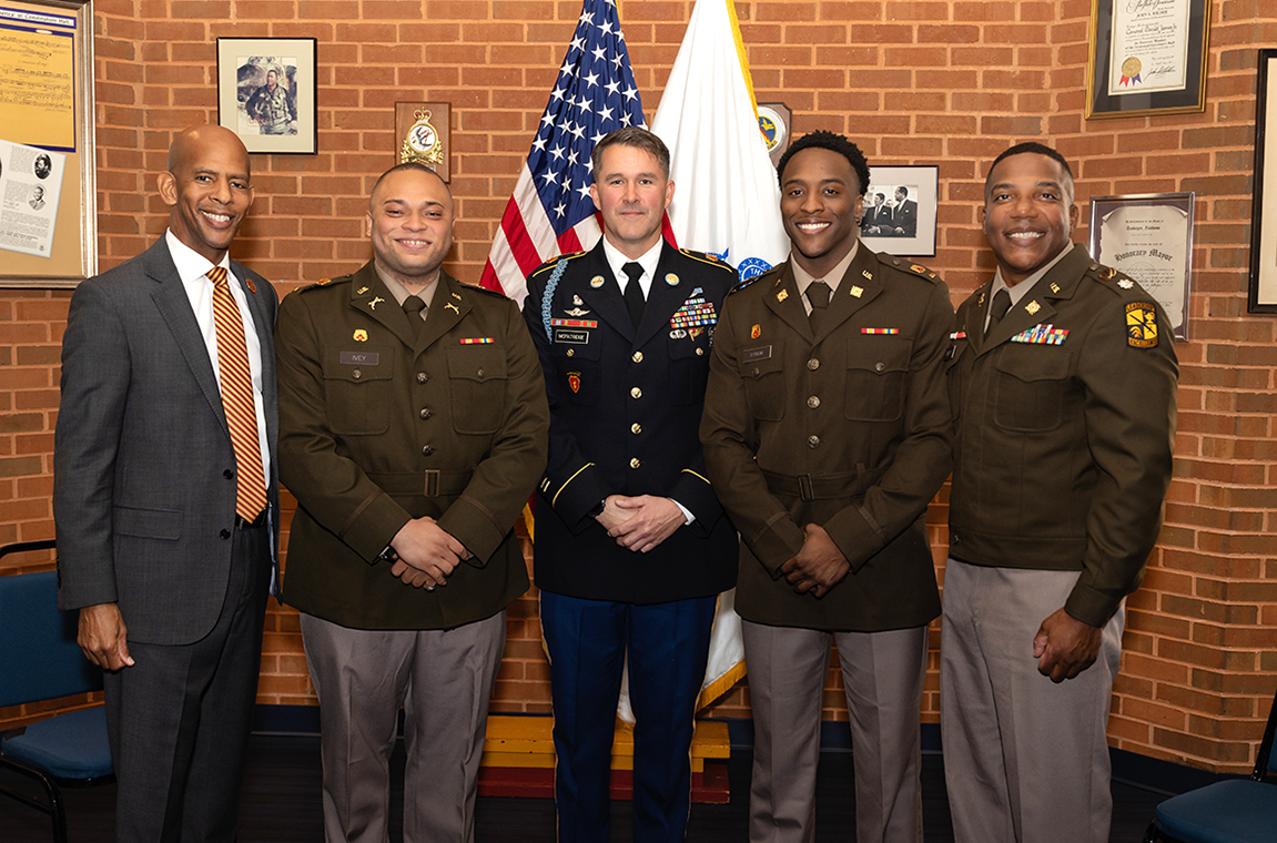 ROTC Fall Commissioning group picture