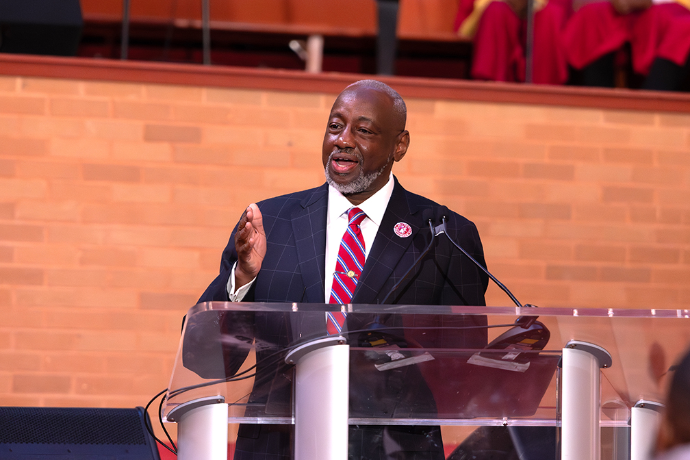 Dr. Mark A. Brown during Ecumenical Service at the TU Chapel