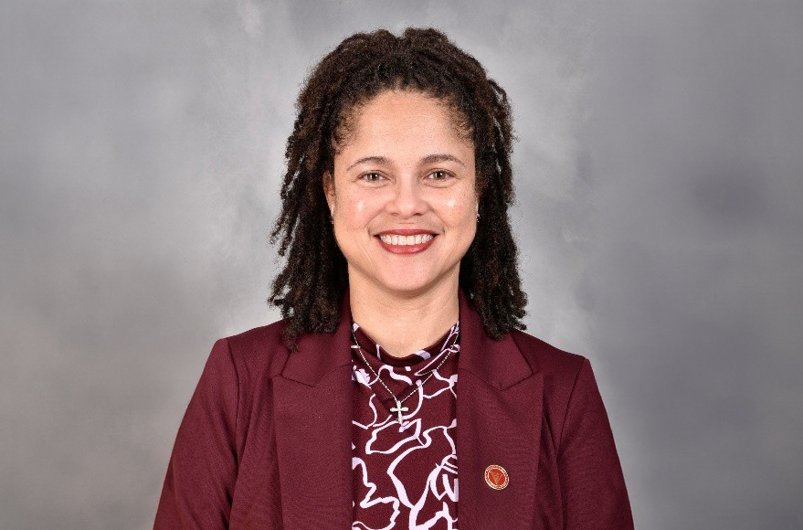 Dr. Ebony Gilbreath headshot