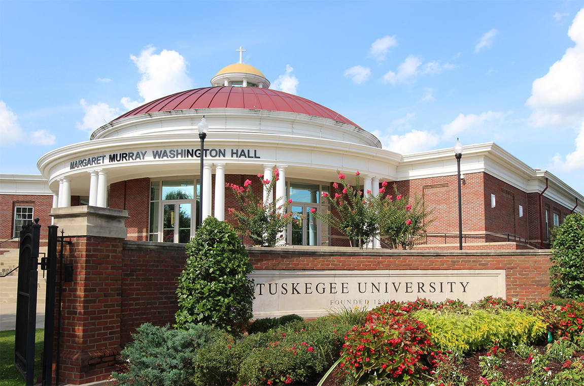 Margaret Murray Washington Hall (MMWH) at the front entrance to campus